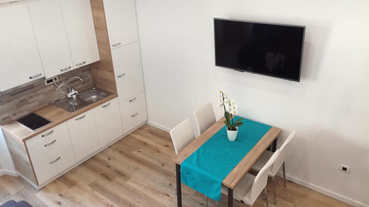 Apartmaji Apollonio Izola Εξωτερικό φωτογραφία