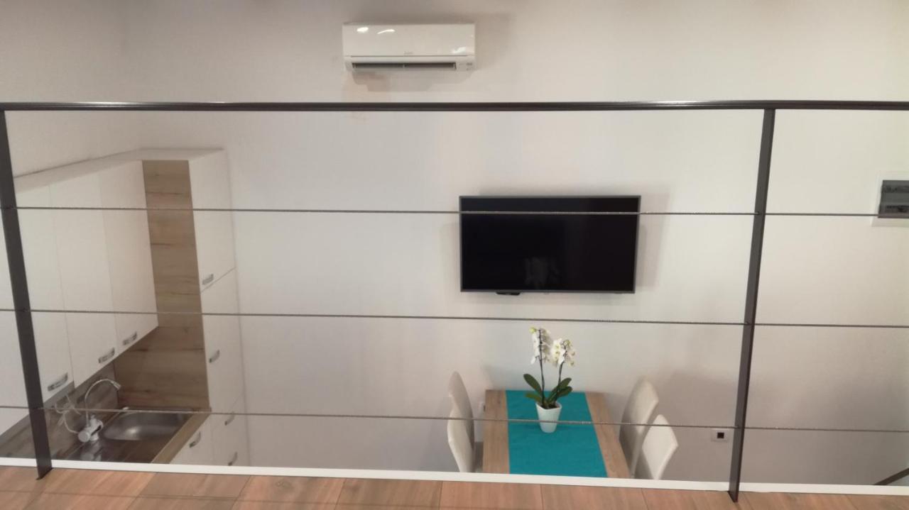 Apartmaji Apollonio Izola Εξωτερικό φωτογραφία