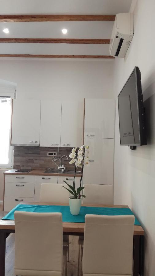Apartmaji Apollonio Izola Εξωτερικό φωτογραφία